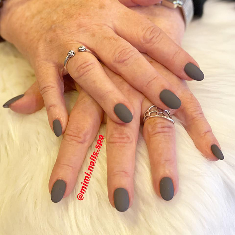 MiMi Nails & Spa Maak van je handen een visite kaartje